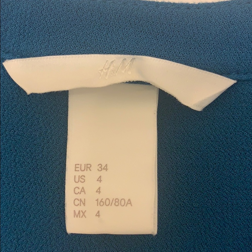 H&M blouse - Picture 2 of 3